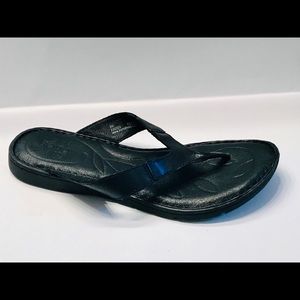 Born ‘Amelie’ Black Leather Thong Sandal 9M